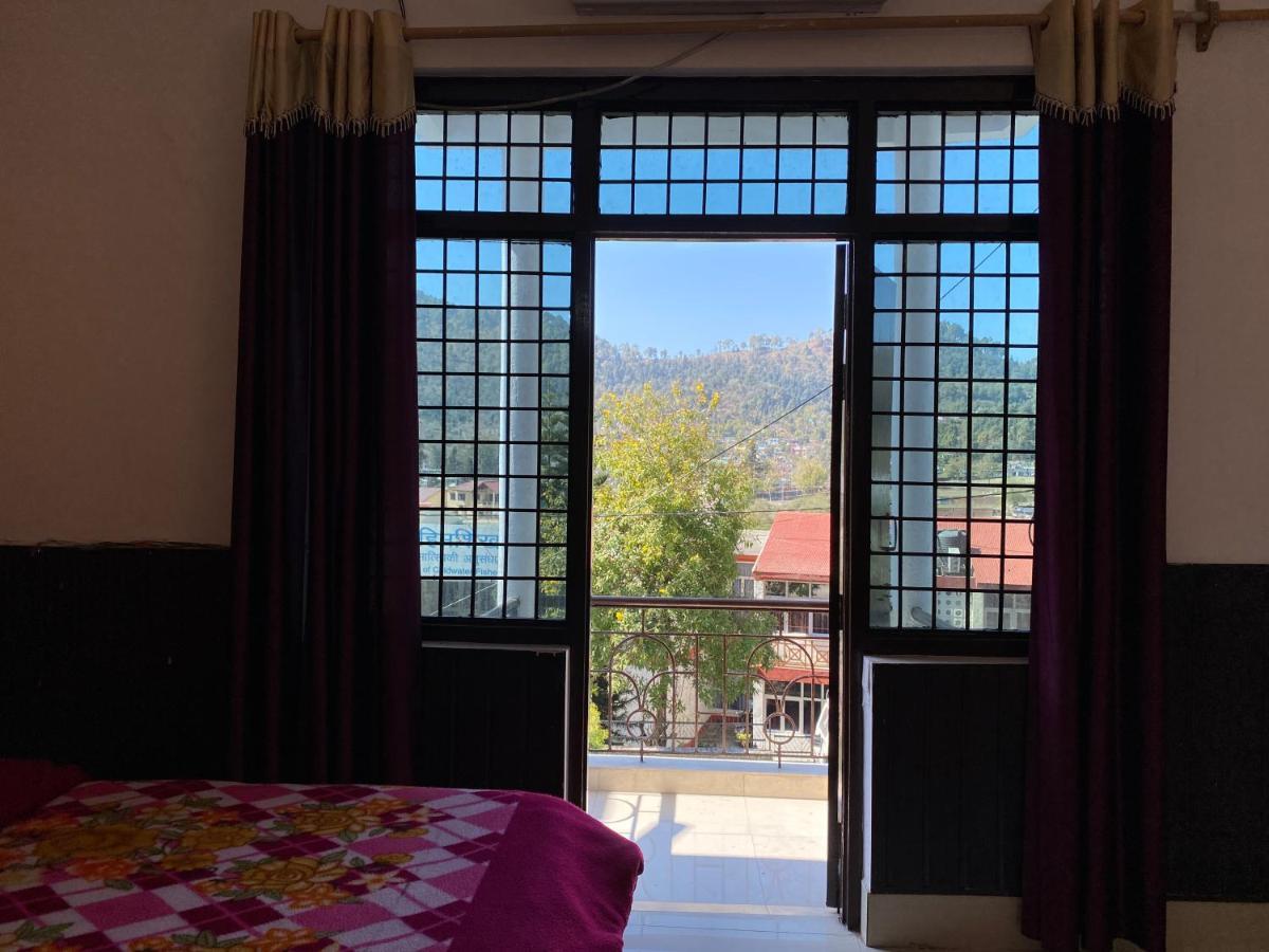 Kanara Hotel Bhīm Tāl Exterior foto